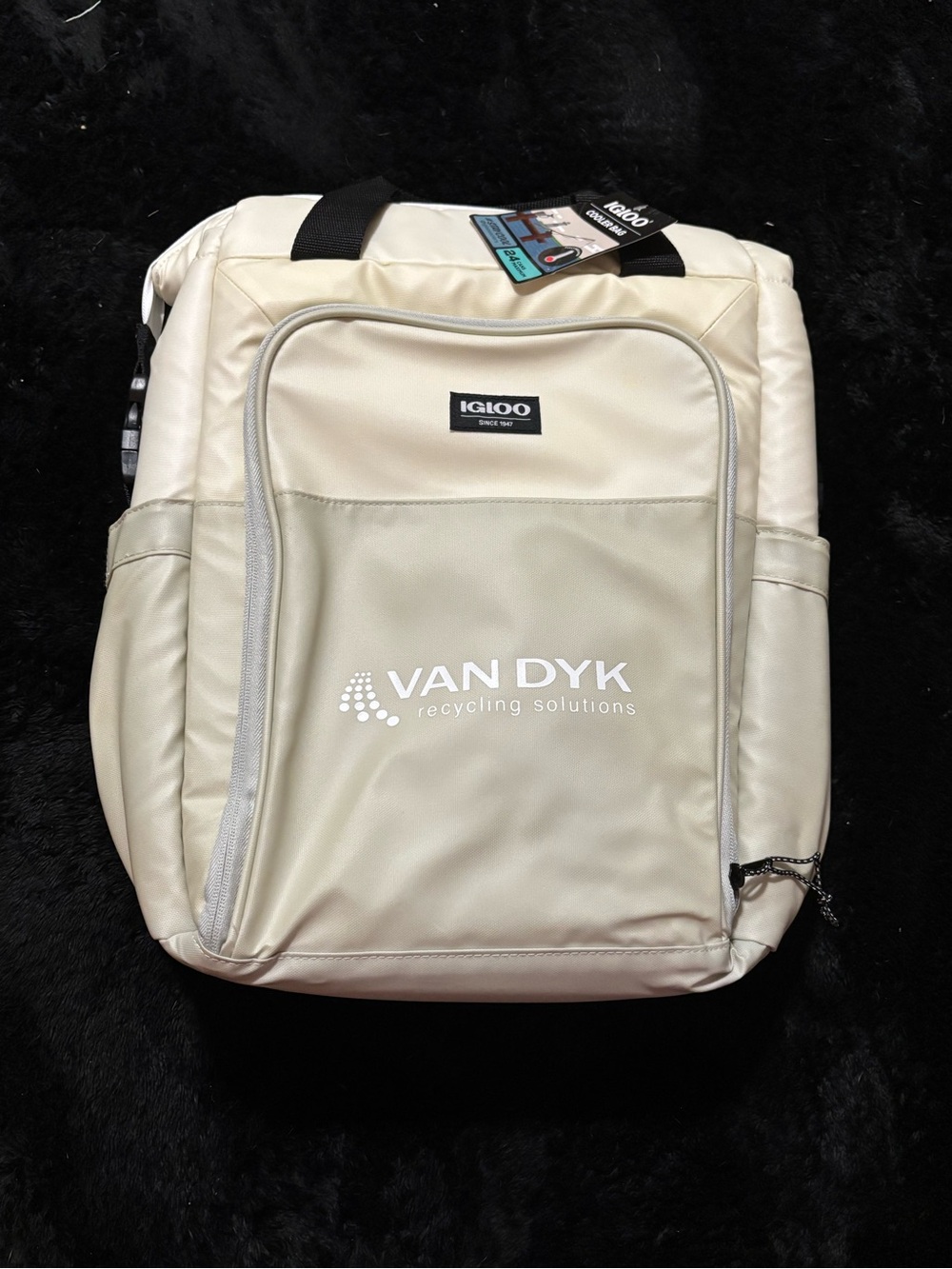 Igloo Cream Van Dyk Logo Backpack Cooler